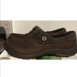 New women’s Merrell Dassie fold moc slip on size7